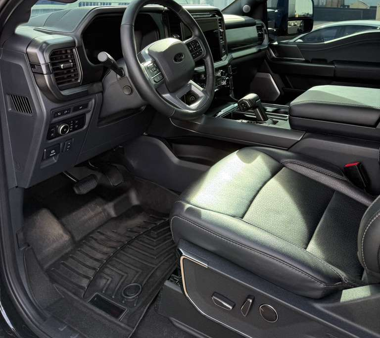 Before and after car detailing by South Mountain Auto Detail